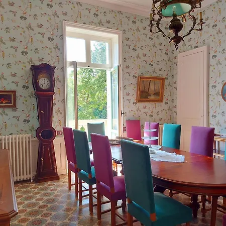 Сasa de vacaciones Ahuillé, 6 Pièces, 11 Personnes - Fr-1-600-205 *